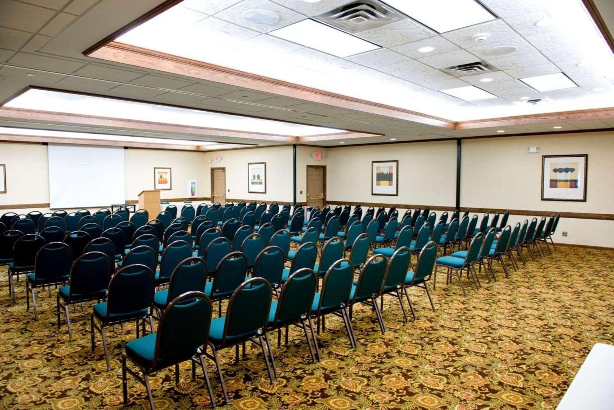 Country Inn & Suites By Radisson, Chanhassen, Mn Dış mekan fotoğraf